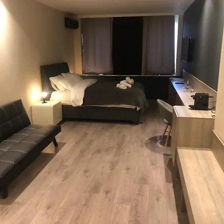 District 01-luxury Urban Lofts * Salonicco